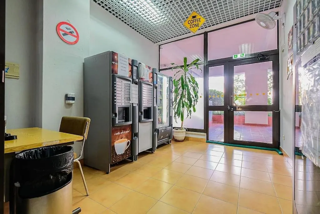T2 With Pool, 300M From The Beach Apartment Portimao Portugal