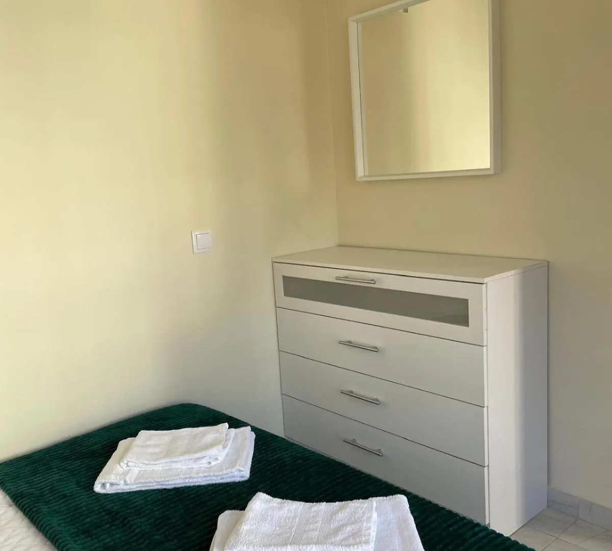 T2 With Pool, 300M From The Beach Apartment Portimao 0*,  Portugal